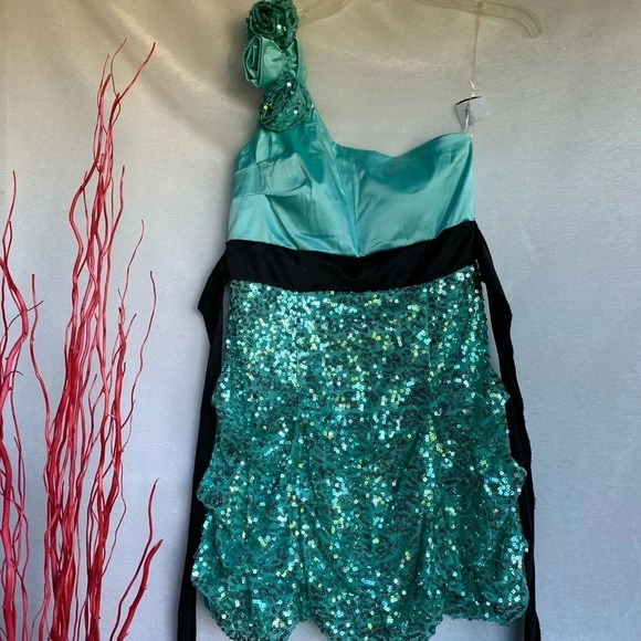 Ruby Rox Sequin Dress - Picture 1 of 8